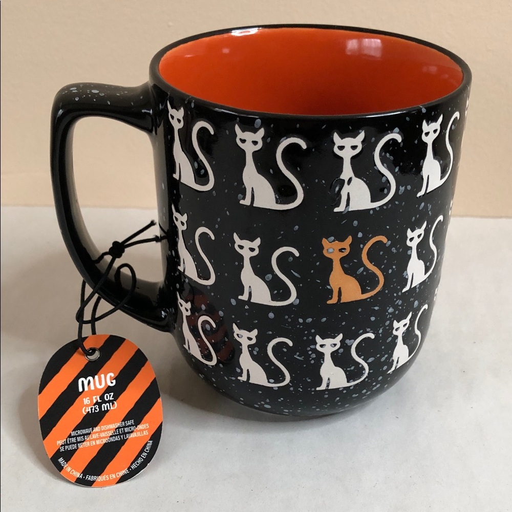 Global Design Connections Black Cat Mug - Picture 3 of 5